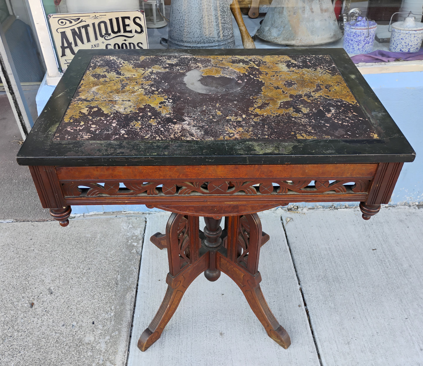 Antique Eastlake Mahogany Marble-Top Entry Table – c. 1885–1895